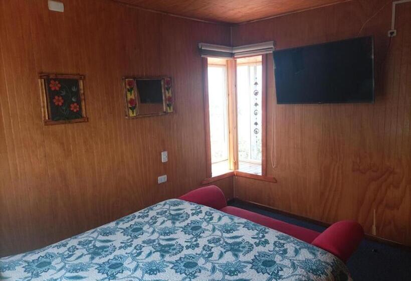 اتاق استاندارد با چشم‌انداز دریا, El Urco Chiloe Hostel