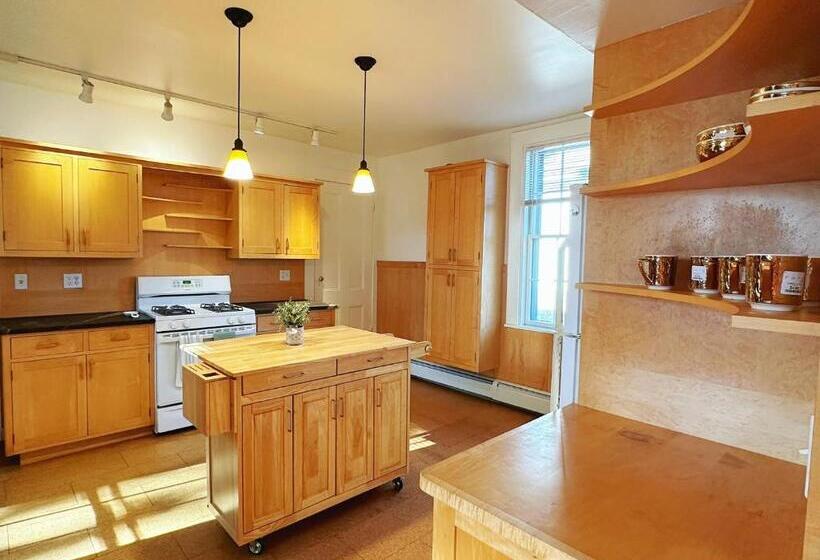 דירת שני חדרים, 2b1bentire Place Modern Comfort With Old Charm