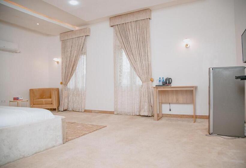 سوییت اجرایی, Sakasa Hotel And Suites