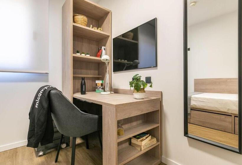 اتاق استاندارد یک نفره, Micampus Getafe Flats