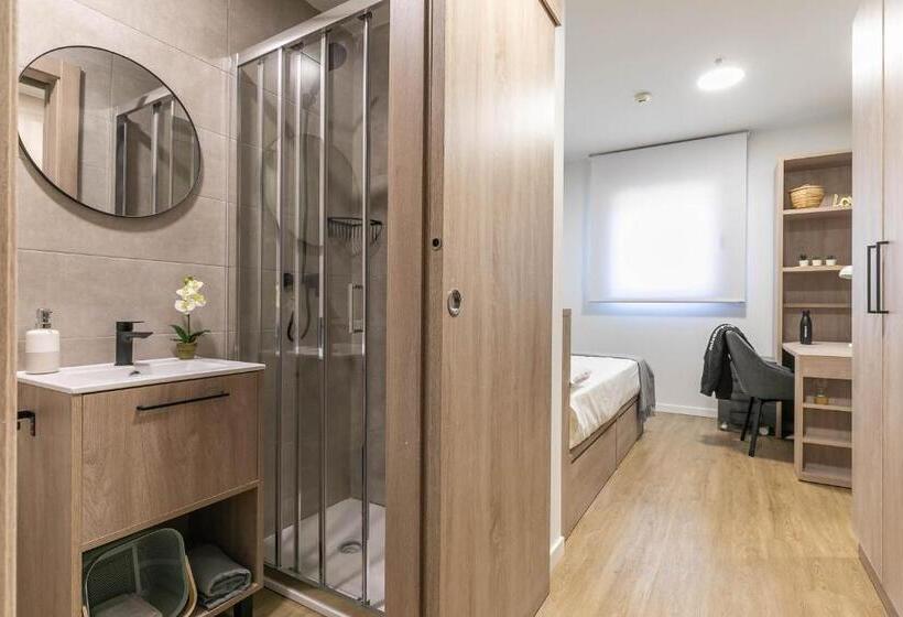 اتاق استاندارد یک نفره, Micampus Getafe Flats