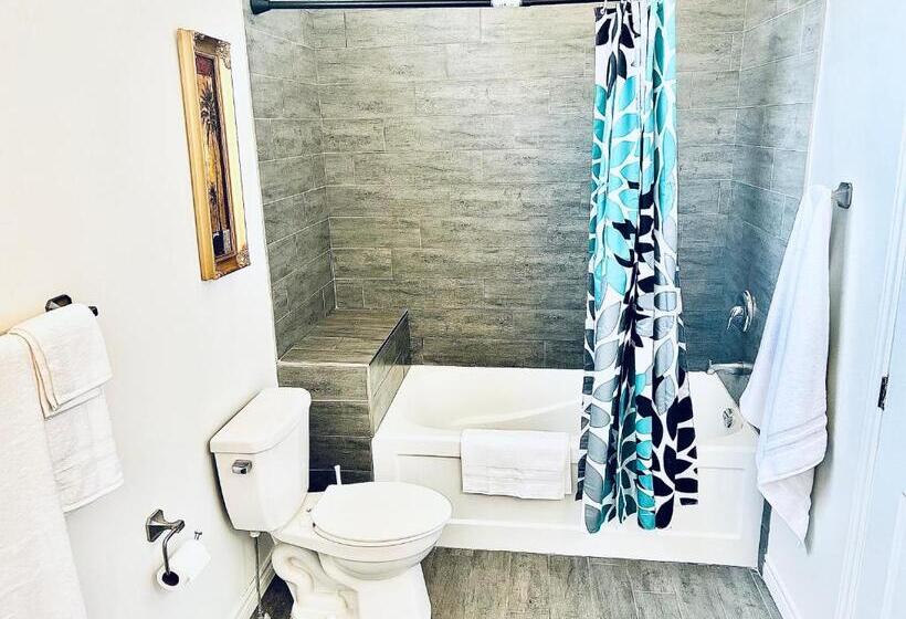 سوییت لوکس, Lavida Luxury Room #1 In London