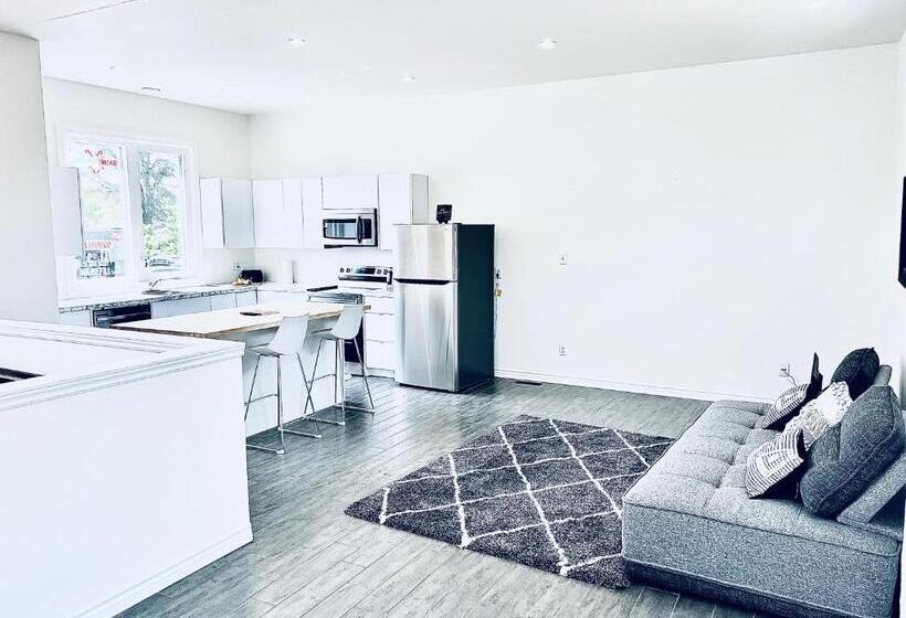 سوییت لوکس, Lavida Luxury Room #1 In London