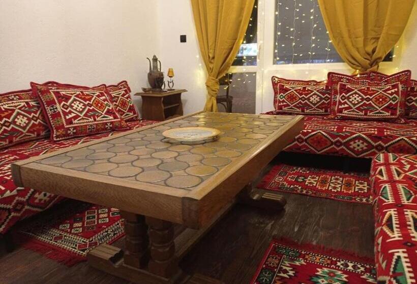 اتاق استاندارد سه نفره, Princess Guesthouse