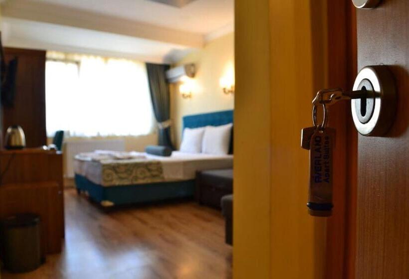 اتاق استاندارد سه نفره, Riverland Apart Suites