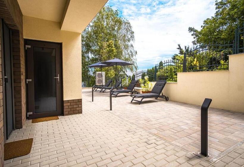 اتاق استاندارد, Kiss Henézi Guest House