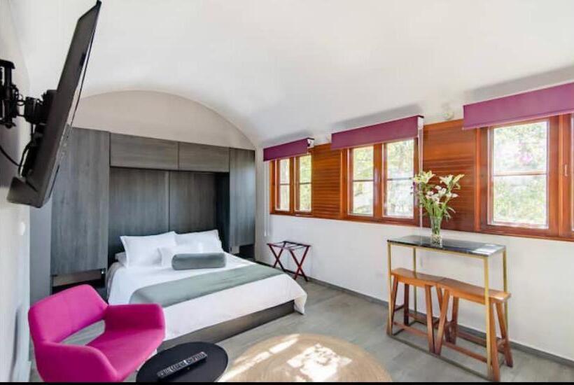 استودیوی لوکس, Siete Puertas Coyoacán