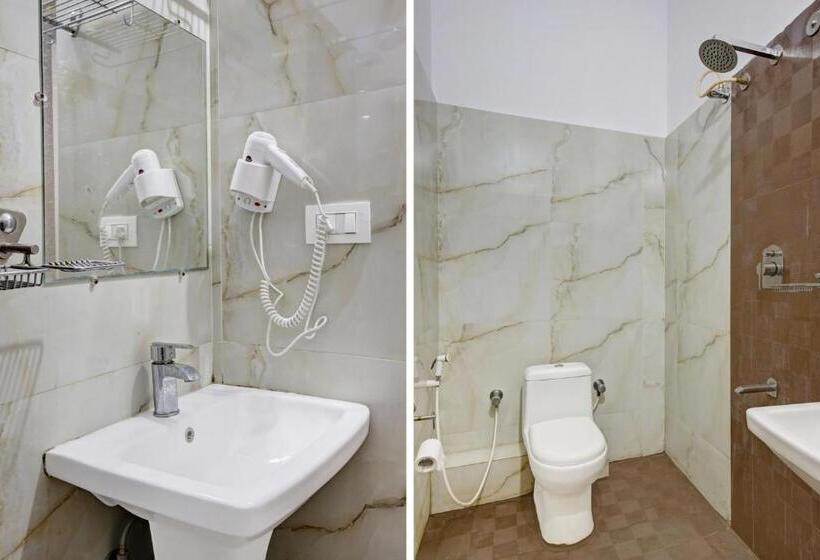 اتاق استاندارد, Townhouse Oak Passport Inn