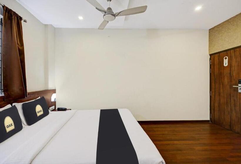 اتاق استاندارد, Townhouse Oak Passport Inn