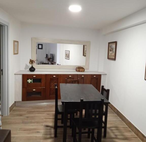 خانه 2 خوابه, Alcôa House