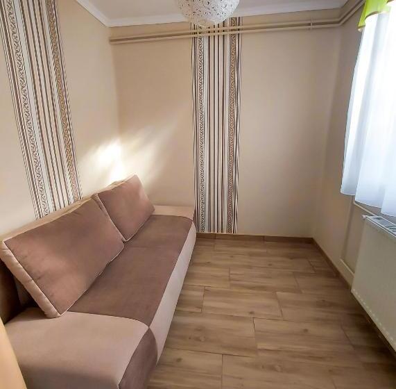 خانه 1 خوابه, Bor Villa Vendégház