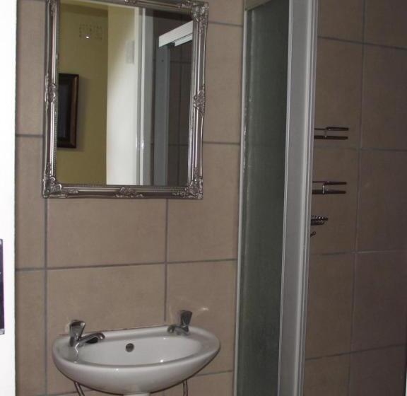 اتاق استاندارد, De Nachtuilen Guesthouse