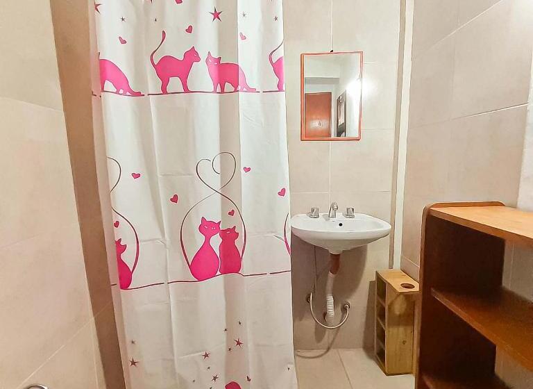 اتاق استاندارد چهار تخته, Deptos Pinamar