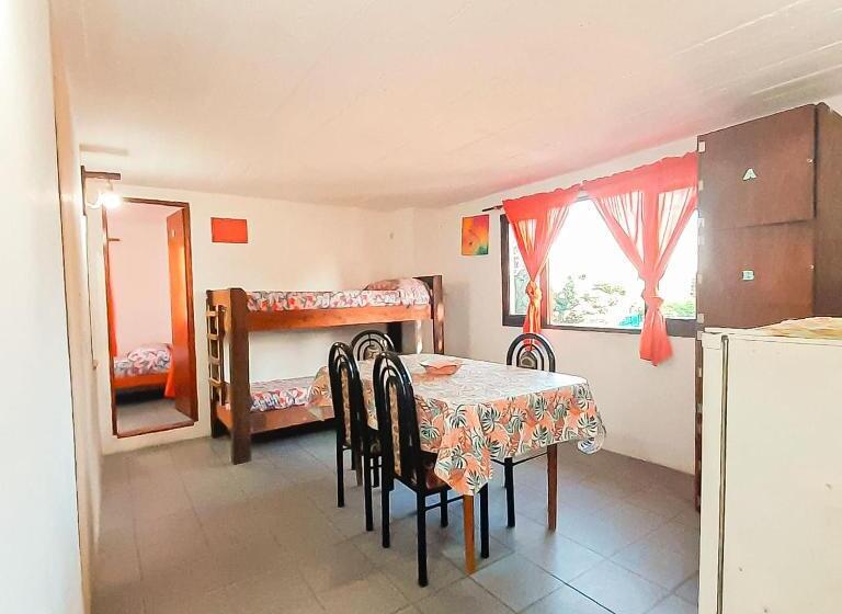 اتاق استاندارد چهار تخته, Deptos Pinamar