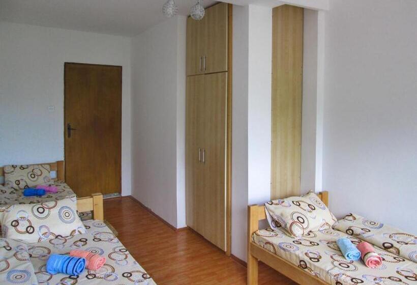 اتاق استاندارد سه نفره, Guesthouse Mirkovic