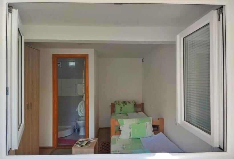 اتاق استاندارد با چشم‌انداز دریاچه, Guesthouse Mirkovic