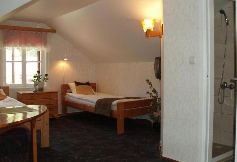 اتاق استاندارد, Merekalda Accommodation   Adults Only