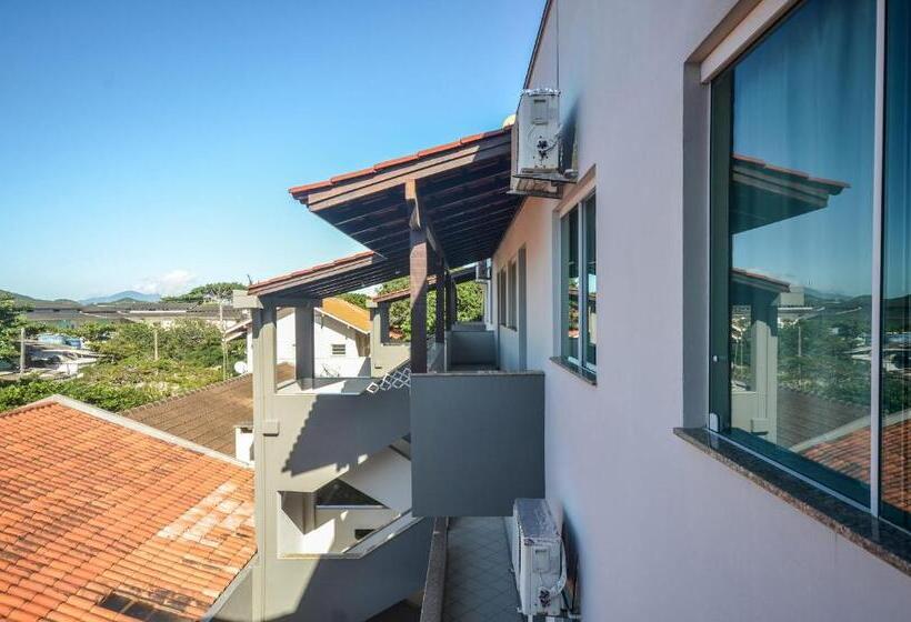 带1个卧室的带阳台的公寓, Residencial Mario Neto