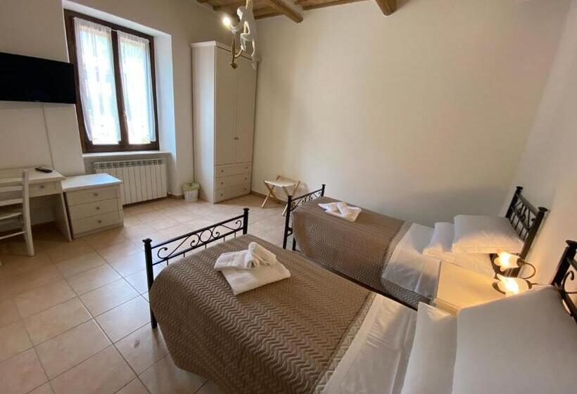 اتاق استاندارد با سرویس بهداشتی مشترک, B&b I Giardini