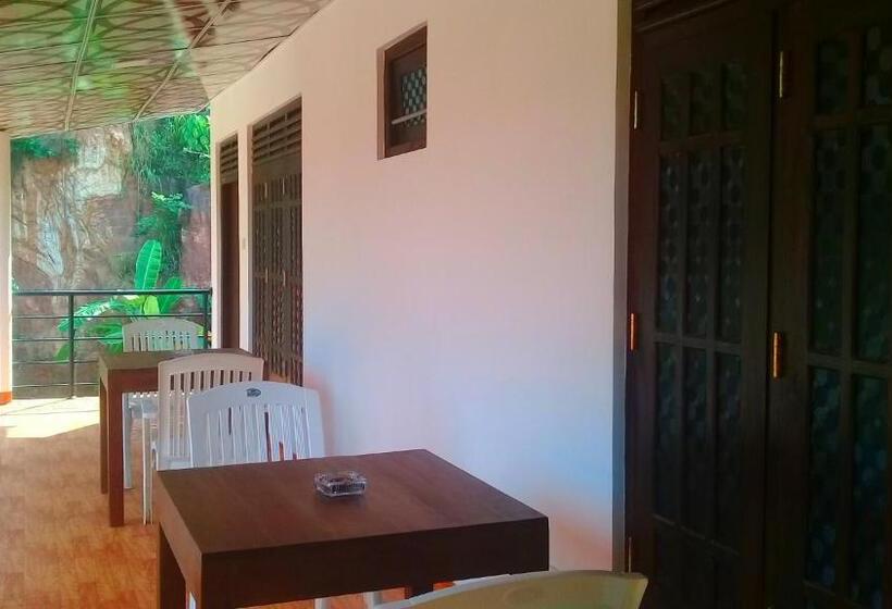 اتاق استاندارد با چشم‌انداز کوهستان, Mountain Heaven Inn