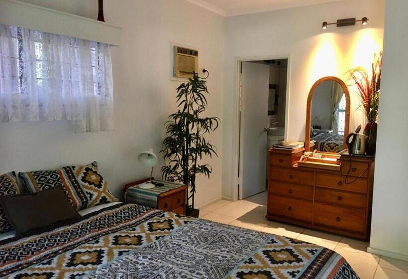 سوییت لوکس, Palmerston Sunset Retreat
