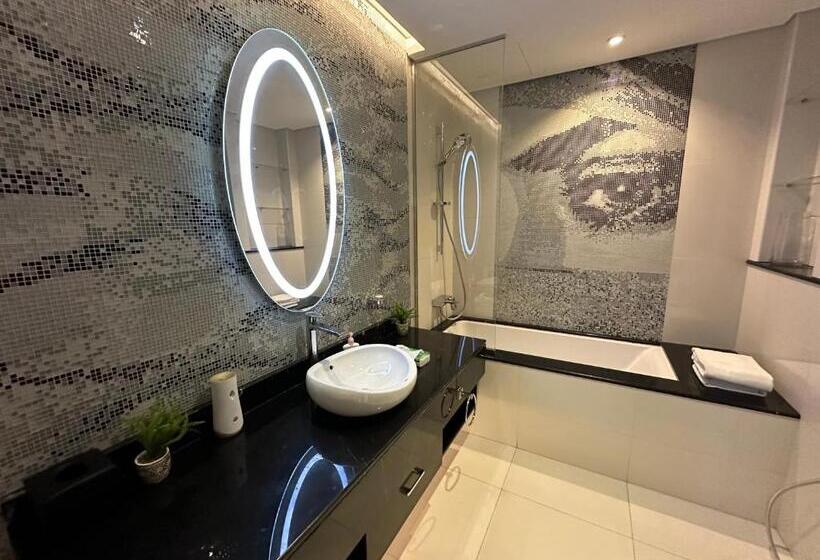 سوییت, برج داماك الرياض Damac Towers Riyadh