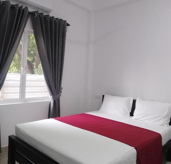 اتاق لوکس, Laxsume Guest House Nilaveli