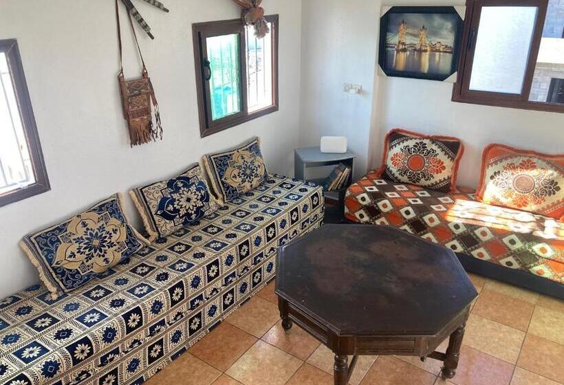 اتاق استاندارد, Berber Surfaris Surf House