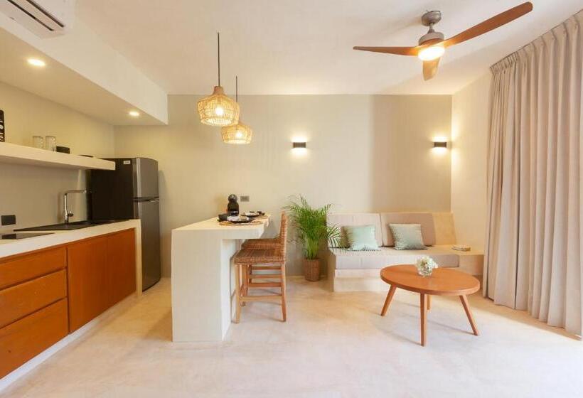 سوییت با چشم‌انداز استخر, Aparthotel Onda Maya   Adults Only