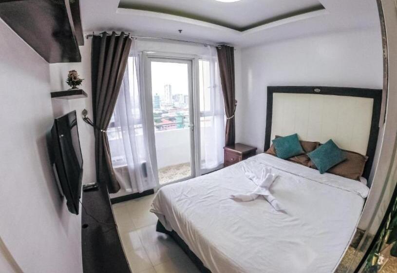 Standard Studio Havsutsikt, Enjoy Free Sauna And Pool Access, Save 70 Percent This Month On A Deluxe Unit In Manila With A Balco
