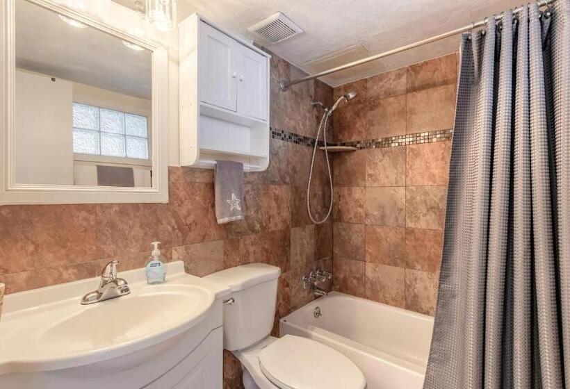 استودیوی استاندارد با چشم‌انداز دریا, Hbr Direct Oceanfront Condo, Daytona Beach, Sleeps 4