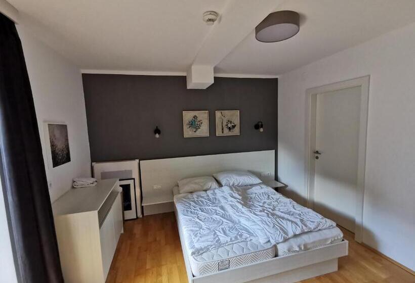 اتاق استاندارد با چشم‌انداز, Panorama Spa Lodges Das.schiller