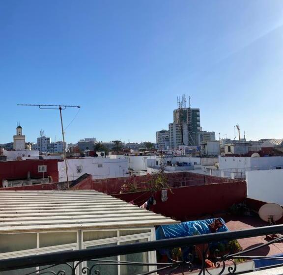 سوئیت با بالکن, Riad Jbara 2