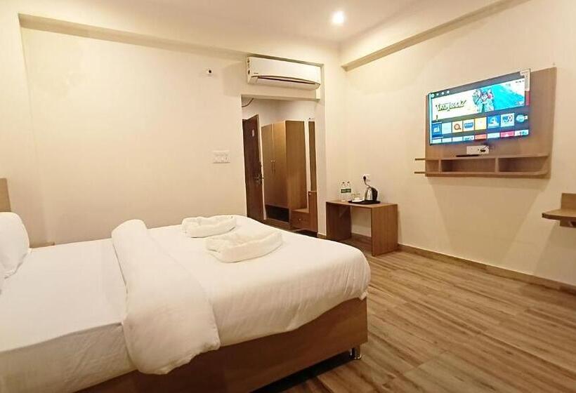 اتاق استاندارد با تخت بزرگ, Tapovanam Rishikesh