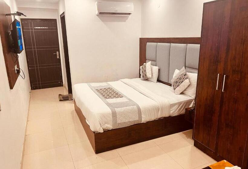 اتاق استاندارد چهار تخته, Tej View Near Igi Airport T3