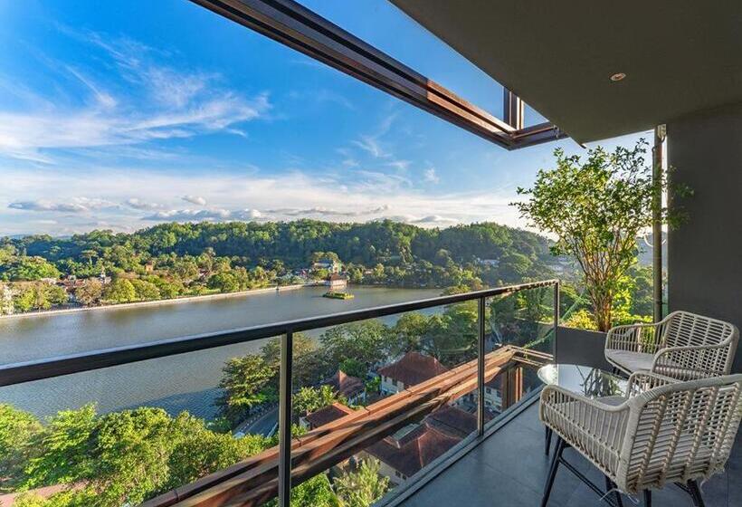 اتاق استاندارد با چشم‌انداز دریاچه, The Trees, Kandy