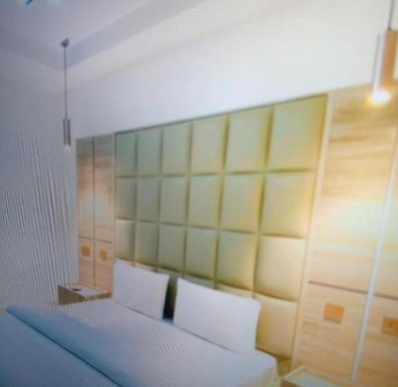 اتاق لوکس, Light House Hotel And Apartments Lekki Phase 1