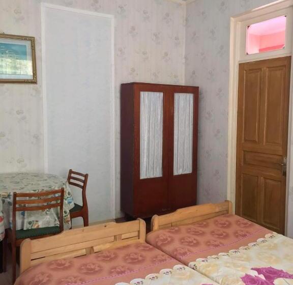 اتاق استاندارد, Guest House Nana