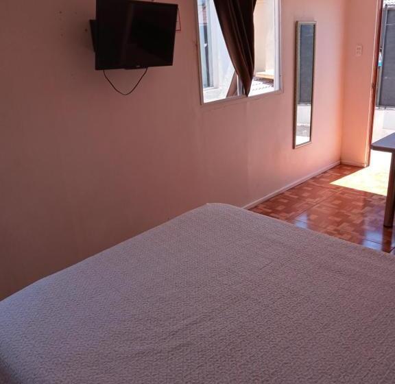 استودیوی استاندارد, Hospedaje Walgün