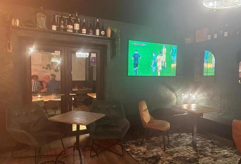اتاق اکونومی, Lamp Light Rooms