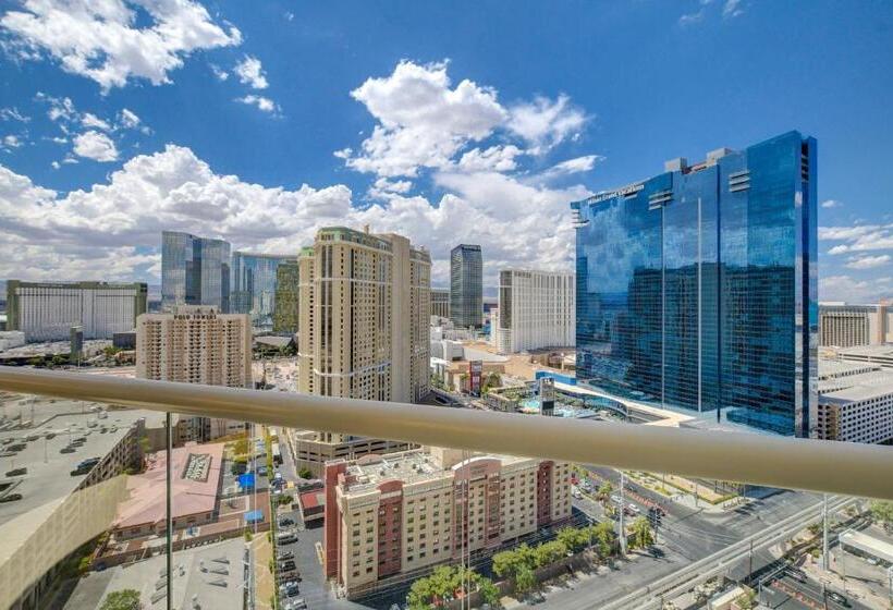 استودیو استاندارد با بالکن, Studio Suite 25th Flr Mgm Signature  Balcony Strip View