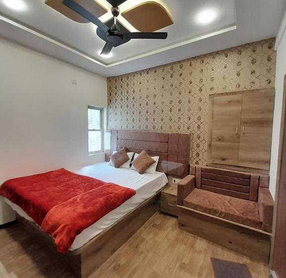 اتاق اکونومی, U2 Hotel Wizard Palace