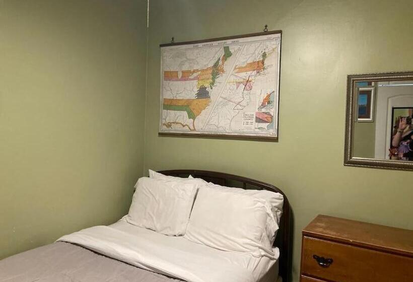 اتاق استاندارد, Private Room With Full Size Bed In Lakeview   3c