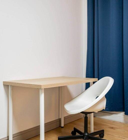 اتاق استاندارد, Birmingham City Centre Apartment Room Near China Town
