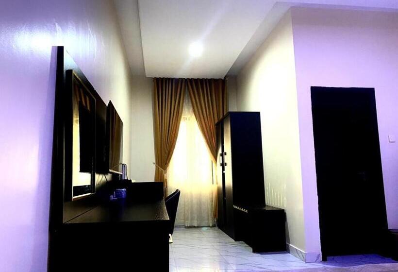 سوییت اجرایی, Rove Luxury Hotel And Suites