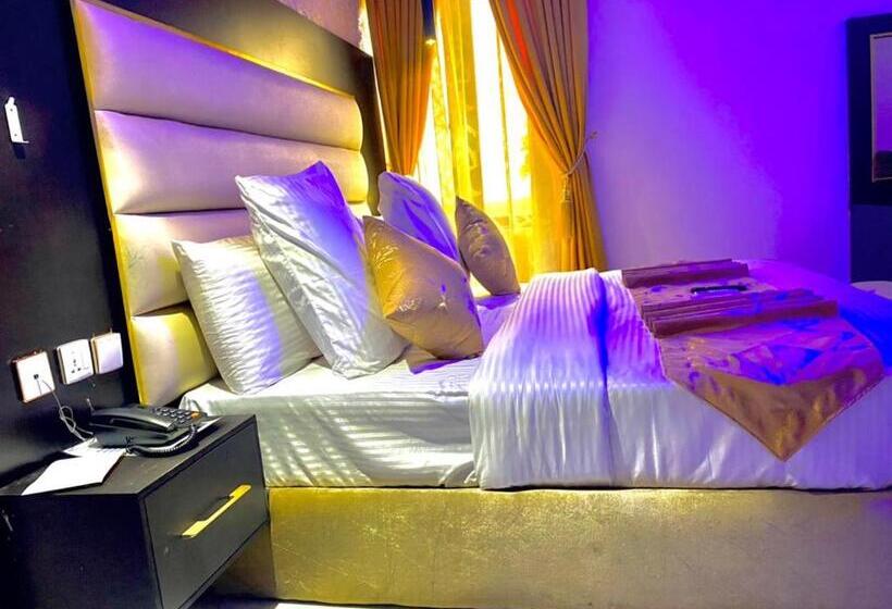 سوییت اجرایی, Rove Luxury Hotel And Suites