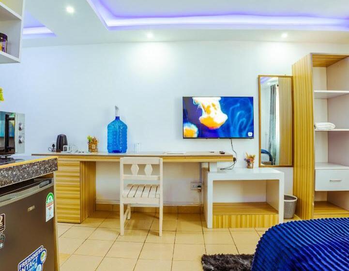 استودیوی لوکس, Seaesta Studio Diani