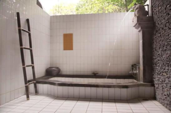 ویلای استاندارد با چشم‌انداز باغ, Abalone Sport Resort