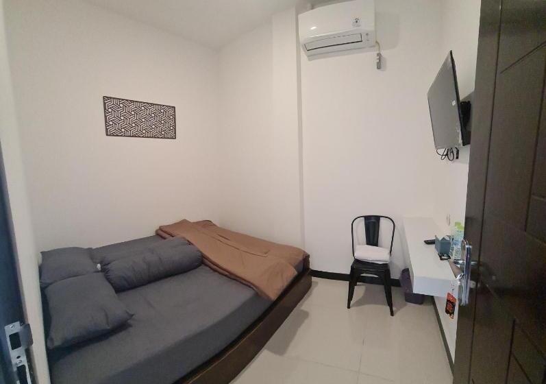 اتاق سوپریور, Dehills Hotel Luwuk