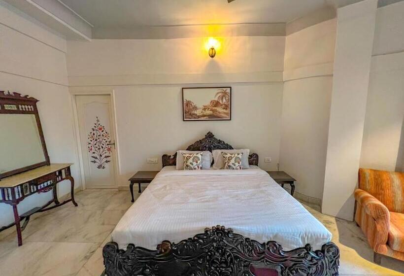 اتاق استاندارد, Dyore House By Bharat Mahal Palace